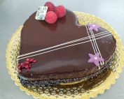 Pastís Sacher en forma de cor