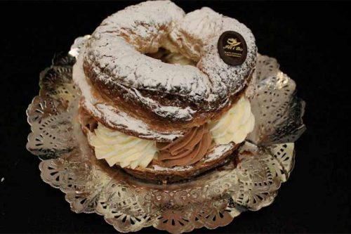 Tortell de full farcit de nata i trufa